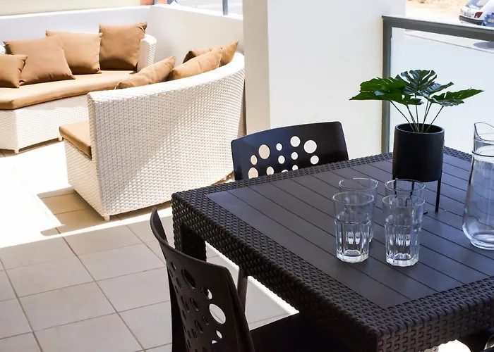 Albur Village 아파트 *